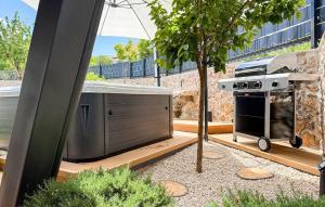 Luxurious Home In Biorine