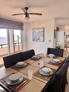 Oceanfront house, KAIA Monterrico penthouse
