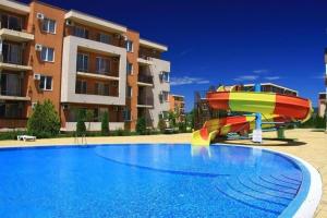 Pool View 2 Bed at Holiday Fort Club
