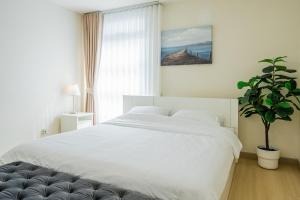 Nordic Minimal 3BR with Tub Near Impact Arena DMK Airport