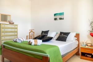 Coral Bay House