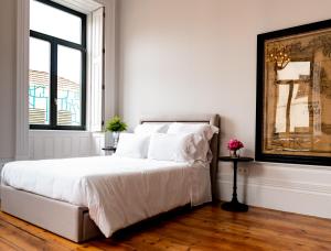 18th Century Italia Suite with Historic Charm & Modern Luxury in Central Porto 2N