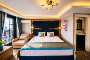 Kavi Hotel