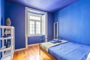 NEW! Grand & Central - Blue Bica Pessoa