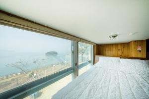 Yeosu the Sea of Counting Stars Pension