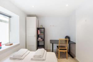 GuestReady - Charming 2bed with Patio in Putney