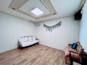 Cheongdo dolgorae poolhouse pension