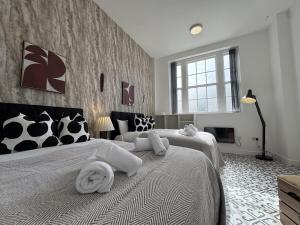 Stylish Aparthotel with Parking, Office&Pool Table