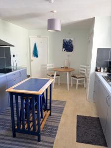 Accommodation by the sea on Sanday