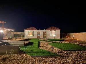 Sun Horizon Chalet