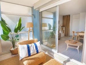 Charmant T2 à Sète avec garage privé - FR-1-472A-313