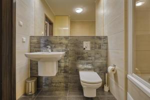 Flatbook - City Centre Lastadia Apartment with Parking