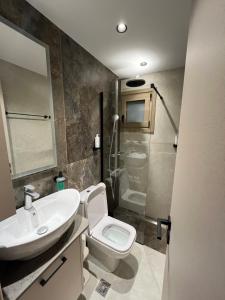 Latsis Suites