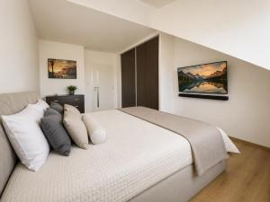 CENTRAL PARK ATTIC APARTMENT
