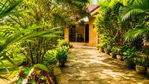 Nimsara Villa