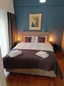 Thissio Hideaway Suite