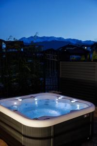 Къща за гости Domus Harmonia - Jacuzzi & BBQ near Bansko