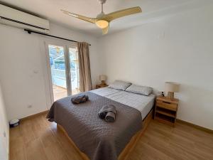 Comfortable Townhouse in Villamartín with Spacious Rooftop Terrace