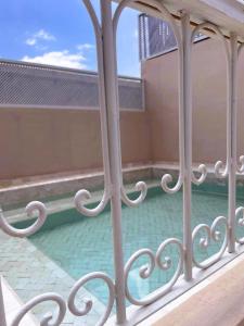 Riad 3 chambres, Piscine chauffée, Petit Déjeuner et ménage quotidien inclus