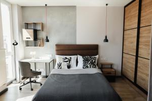 City view studio with terrace access