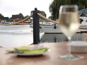 Gasthaus & Herberge Am Hafen Neukalen