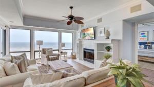 1405 Ocean Club by AvantStay