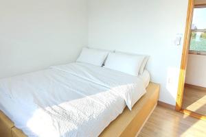 Jeju Neulboyi Ohu Pensyeon