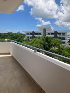 One suite los corales