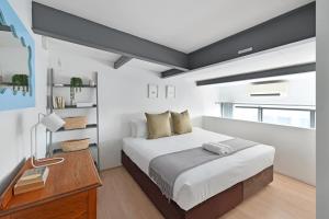 Two Bed Table Mountain Views Central