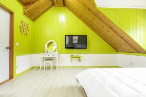 Gyeongju Magic Castle Pension Pets Friendly