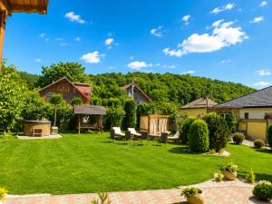 Vila Emerald Residence