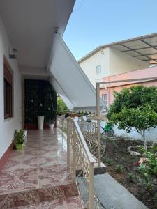Merkaj House