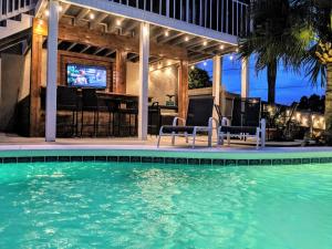 Spacious & Luxurious | Near Beach, Pool, Game Room
