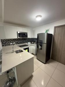 Live in style in San José TIBAS! Apartment