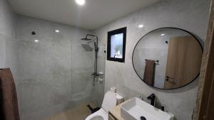 Cana Life Breeze Los Corales Beach Residences B3