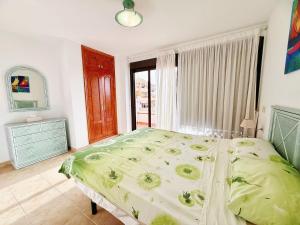 2 Bedroom Apartment Callao Salvaje