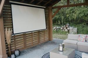 Experience Luxury Glamping at Ravines Edge Geo Glamping