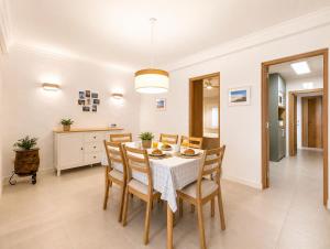 Senieta Stay by Edeal Homes