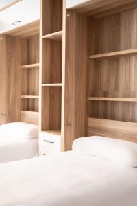 Turia Flat
