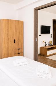 Zen Studio with Forest View in Silver Mountain