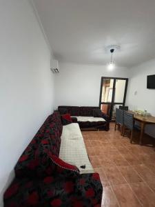 Deni Apartments