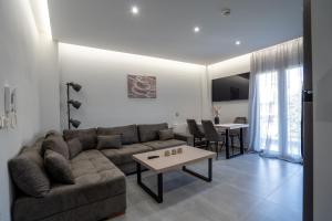 Naktos Apartments