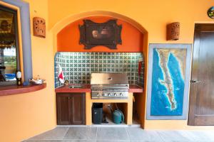 Pool house in the heart of Downtown Los Barriles