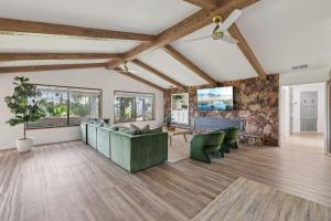 EVENT space tuckedthe Escondido countryside.