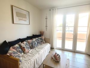 Appartement T3 vue mer Port de plaisance Solenzara