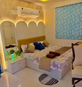 SR Prime Stays near MG Medical College
