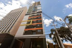 CNA502 - Apartamento central perto de tudo