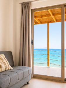 aelia beach living III