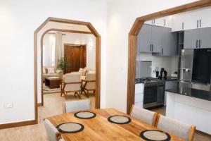King Room with Mountain view and local train view