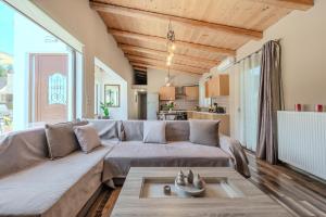 Altura, one storey private villa